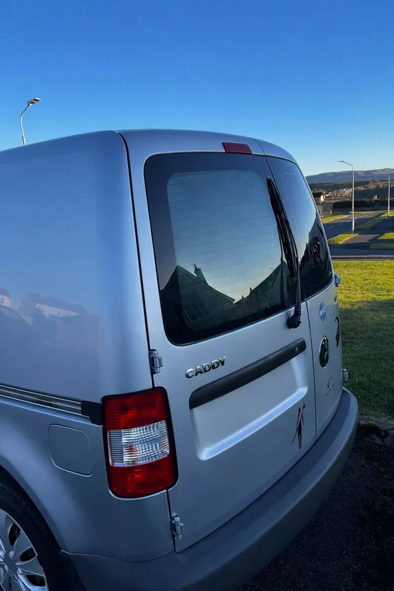 VW Caddy 2010 TDI/ CVRT ✅ Camper ready🚐 - Image 4
