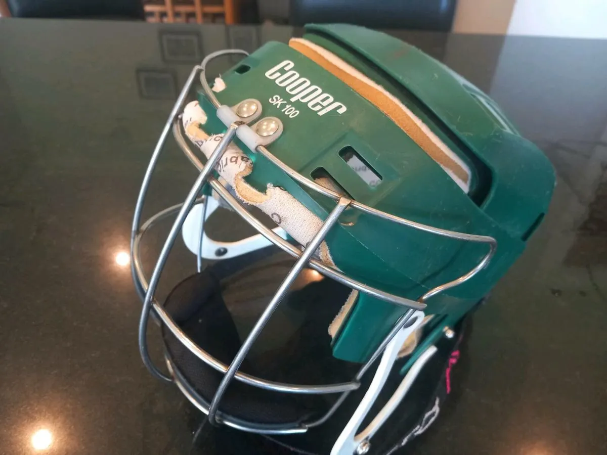 Hurling helmets - Image 2