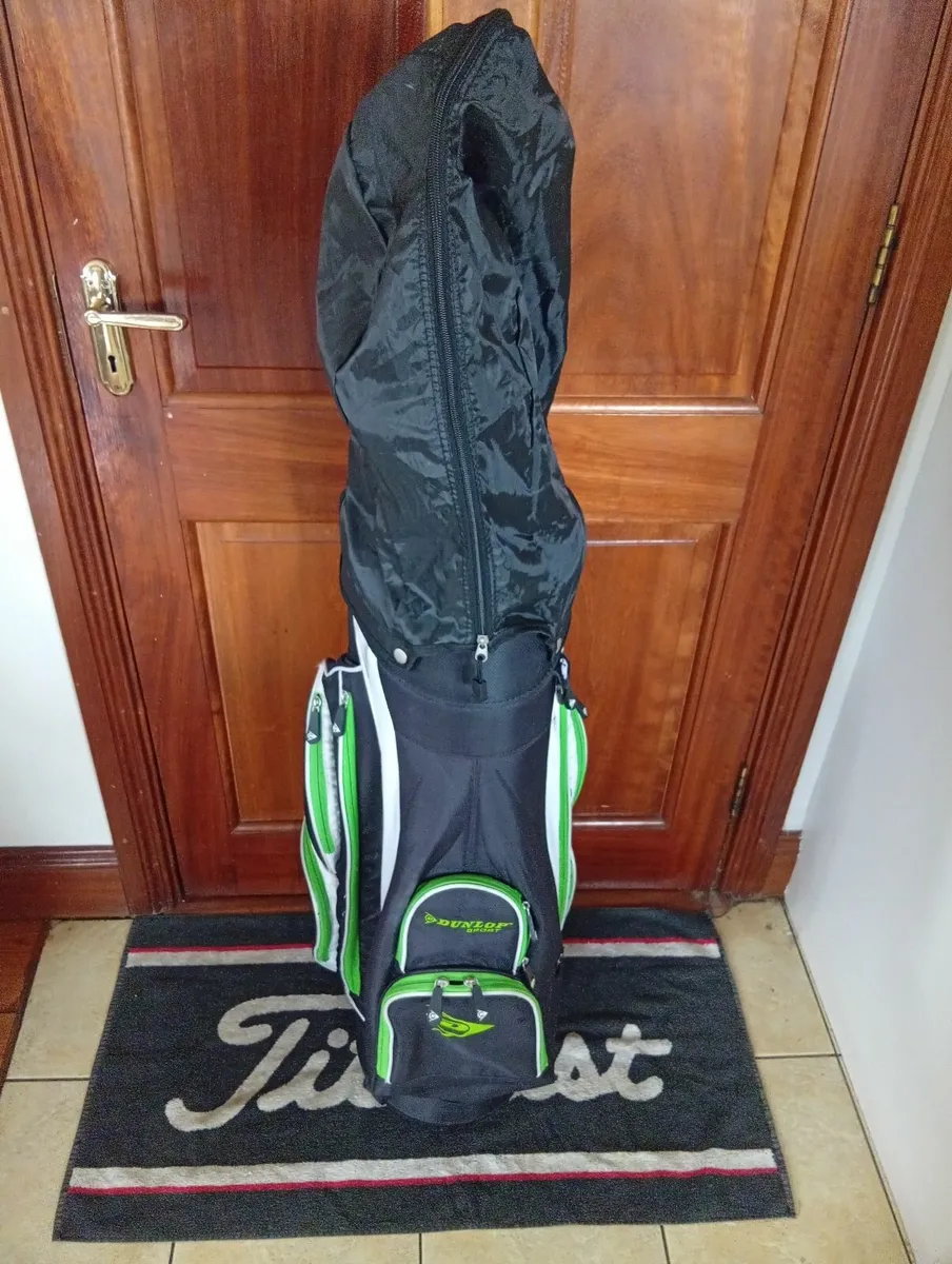 Ladys Ser of Mixed Graphite Clubs + Bag Perfect - Image 1