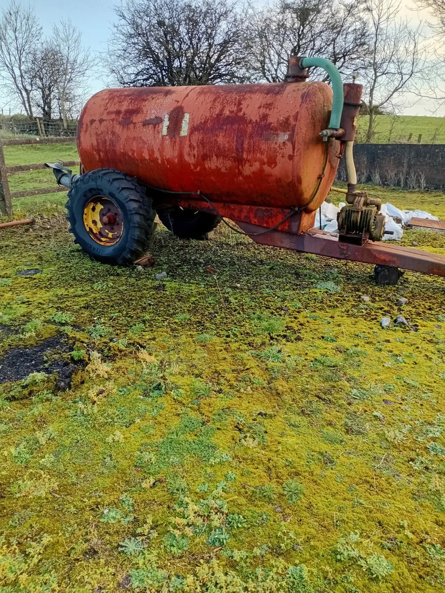 Slurry tank - Image 1