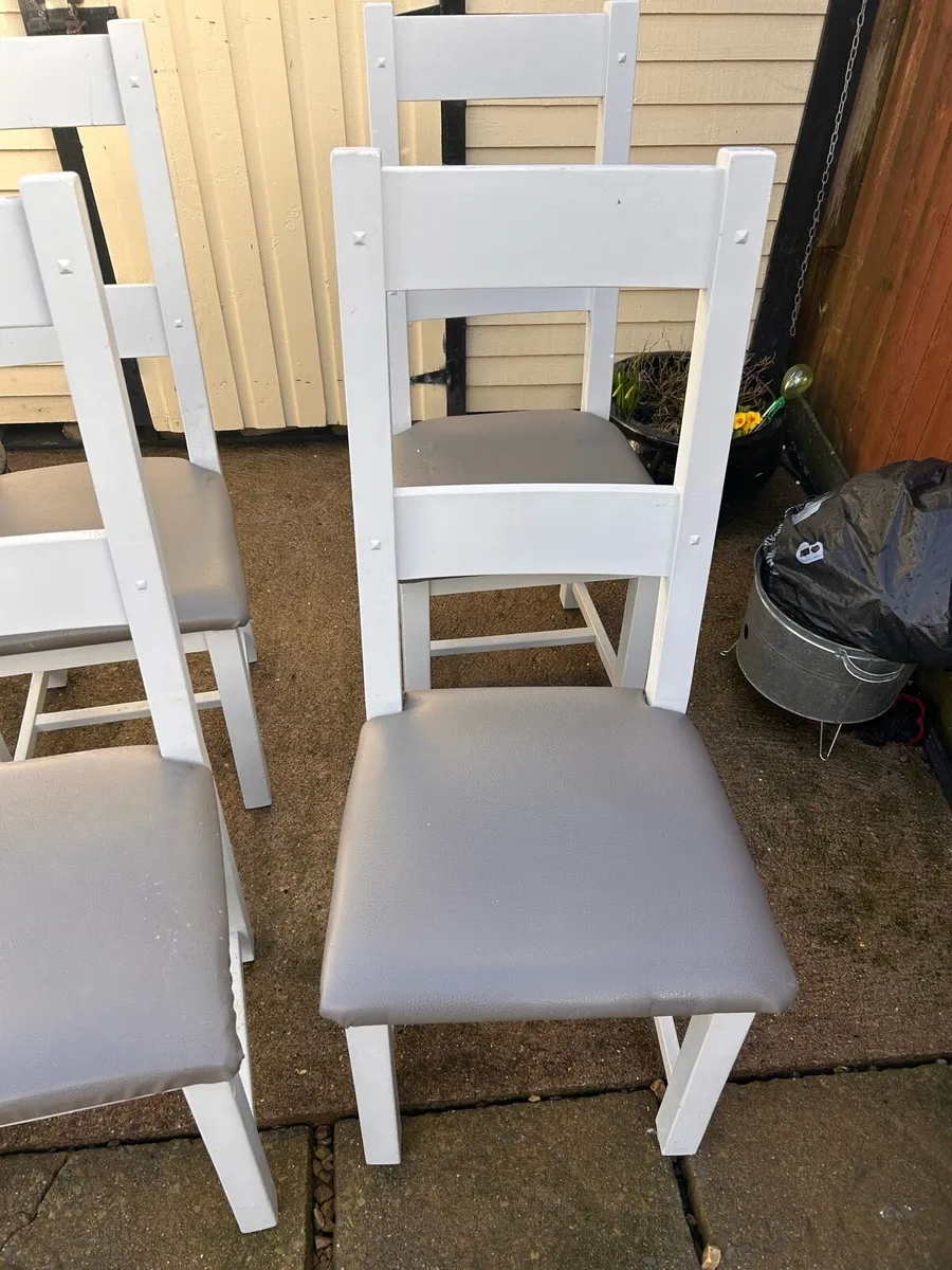 Kitchen chairs - Image 3