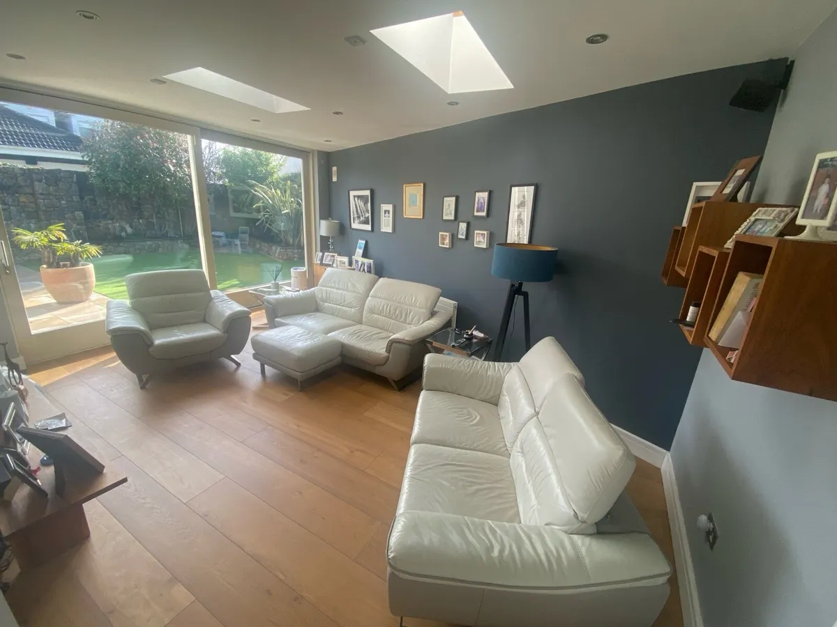 3 piece couch - Image 1