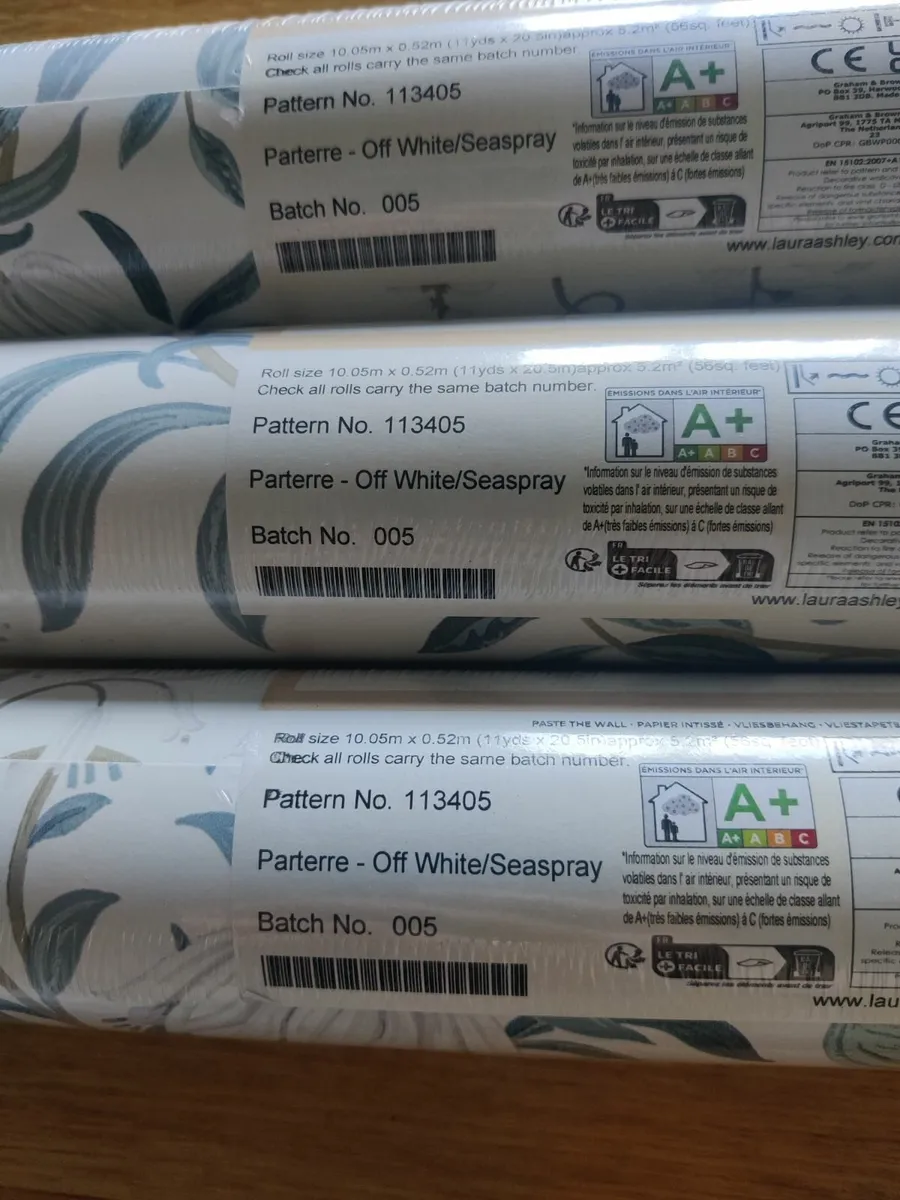 Laura Ashley Wallpaper - Image 4