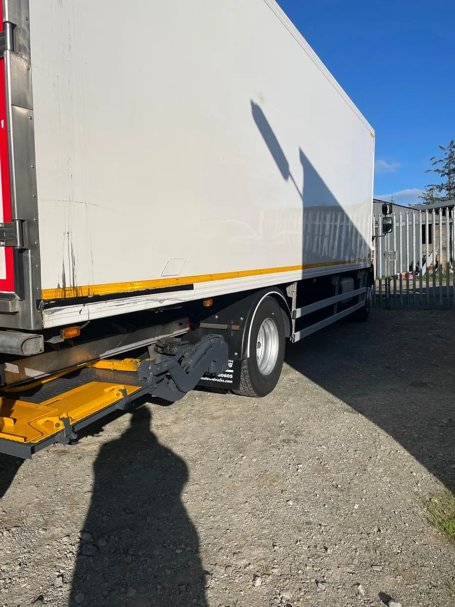 Refrigerated Truck - Image 2