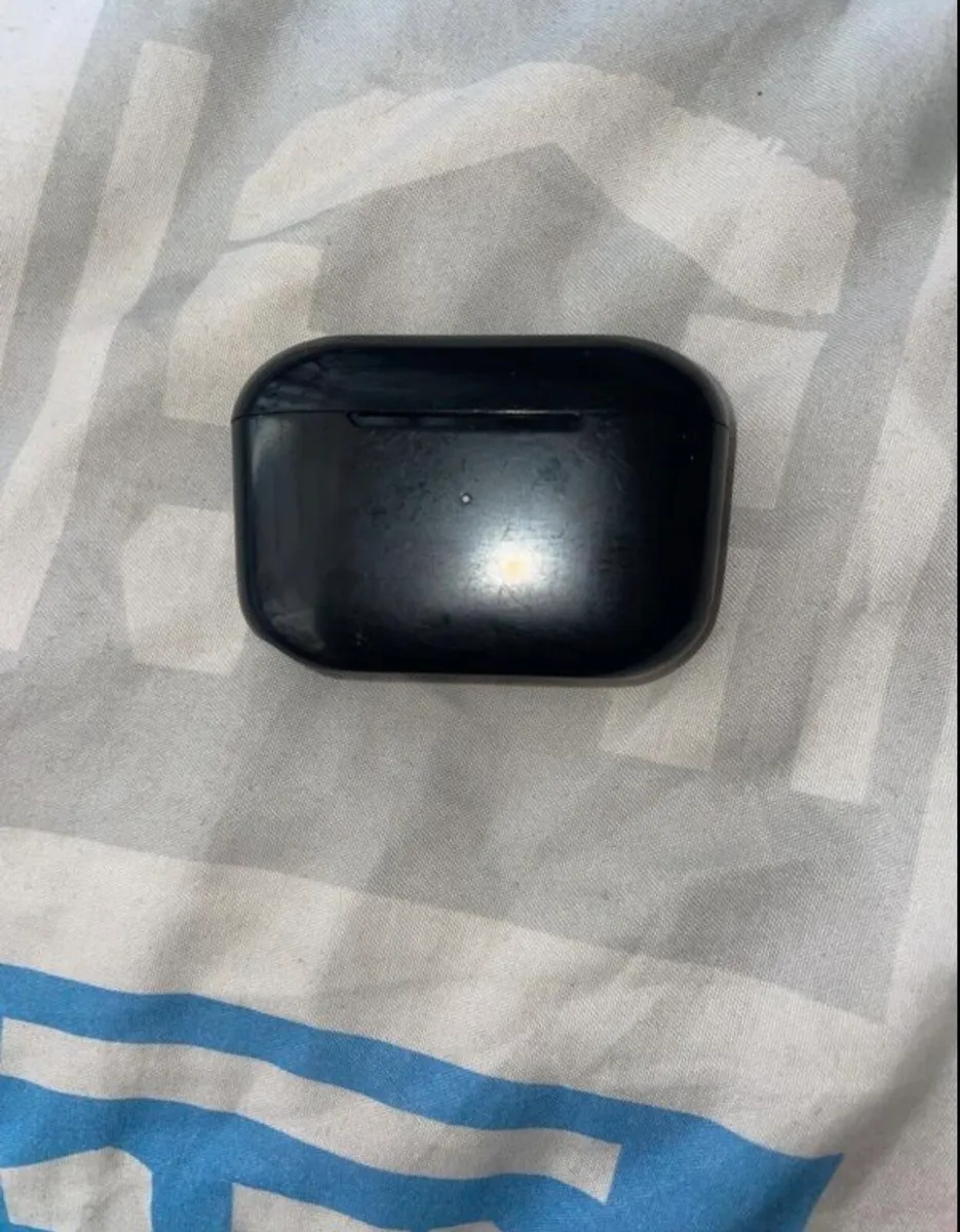 JLab Go Air Pop+ - Image 1