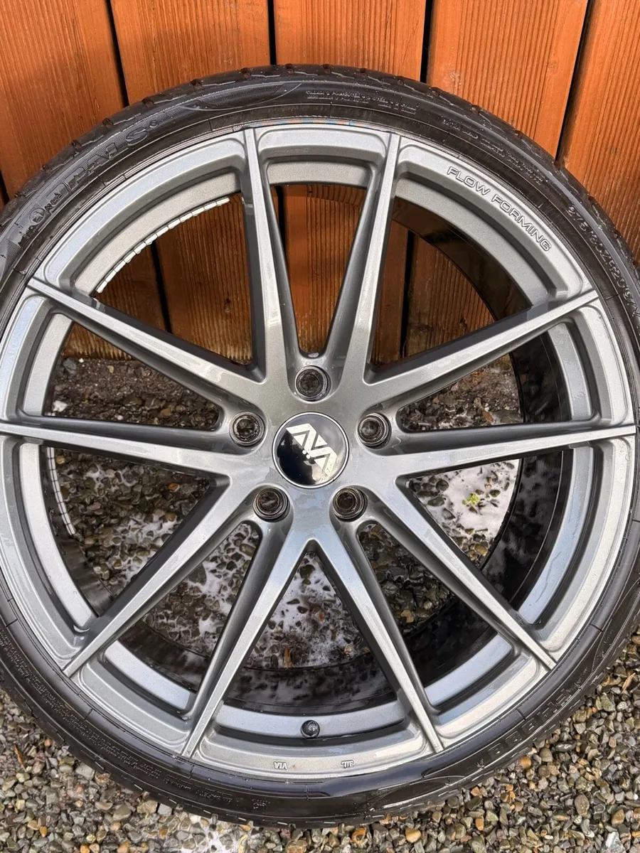 20 inch Bmw Alloys - Image 1