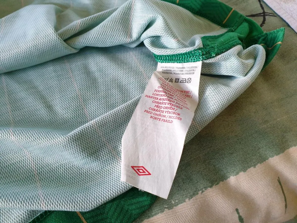 Ireland Football Home Jersey 2011 to 2012 Small - Image 4