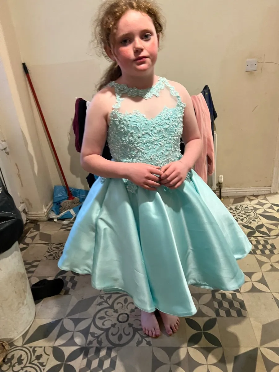 Communion dress and confirmation dress - Image 3