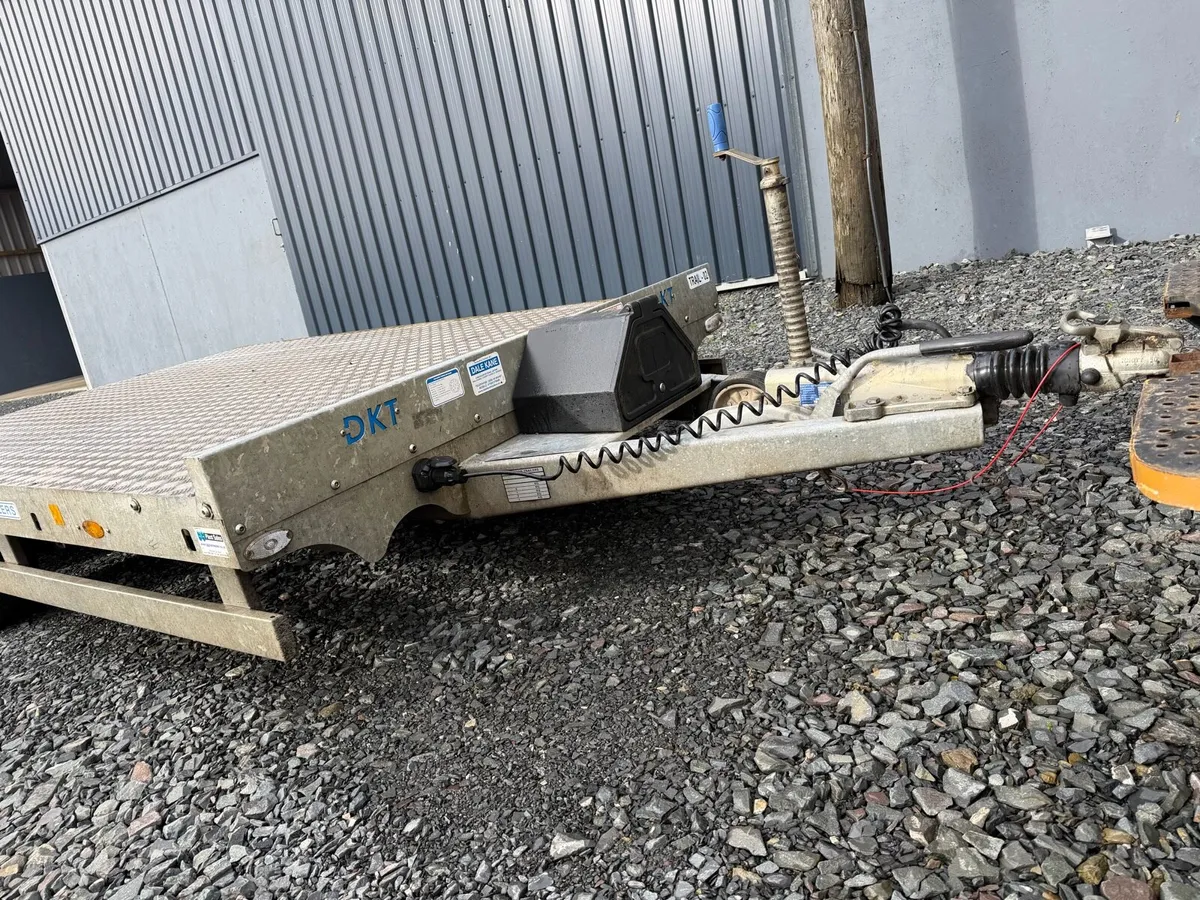 Dale Kane Beavertail Twin axle Trailer - Image 2