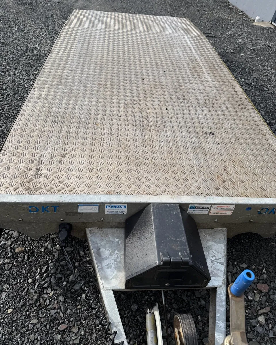 Dale Kane Beavertail Twin axle Trailer - Image 3