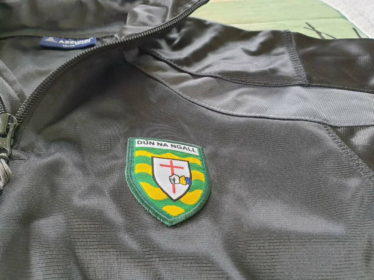 Donegal Gaelic Football Half Zip Top 2011 to 2012 - Image 4