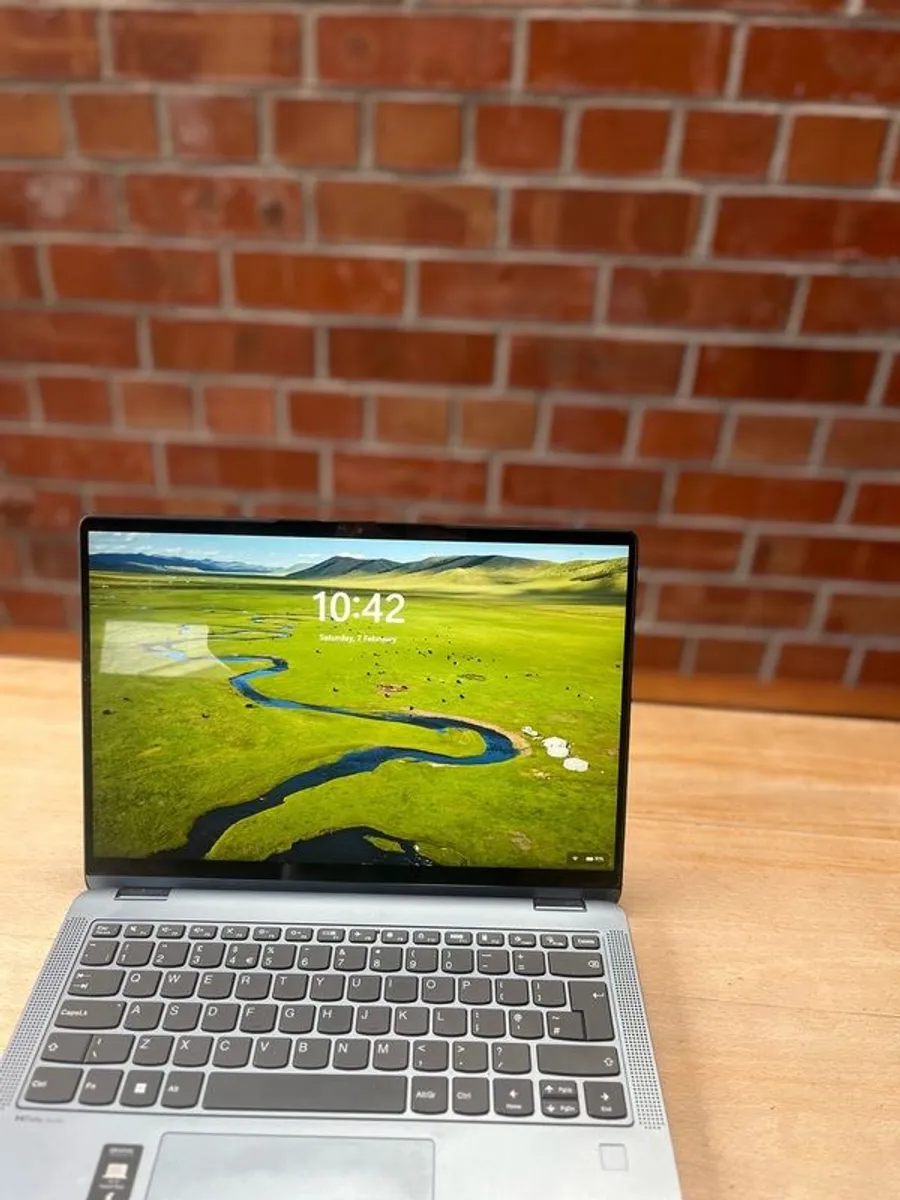 lenevo Flex 5 - Image 1