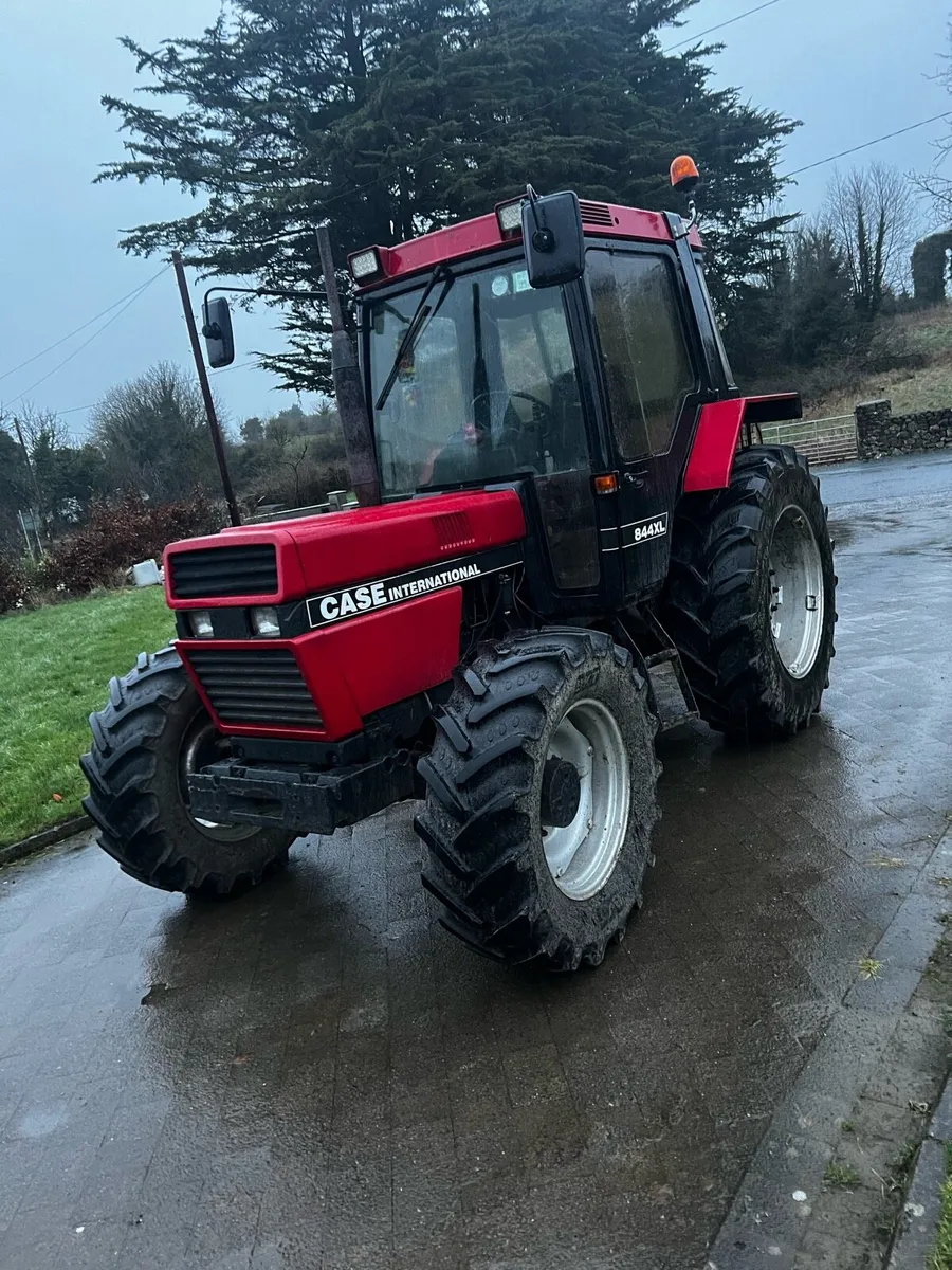 Case international (40k) - Image 3