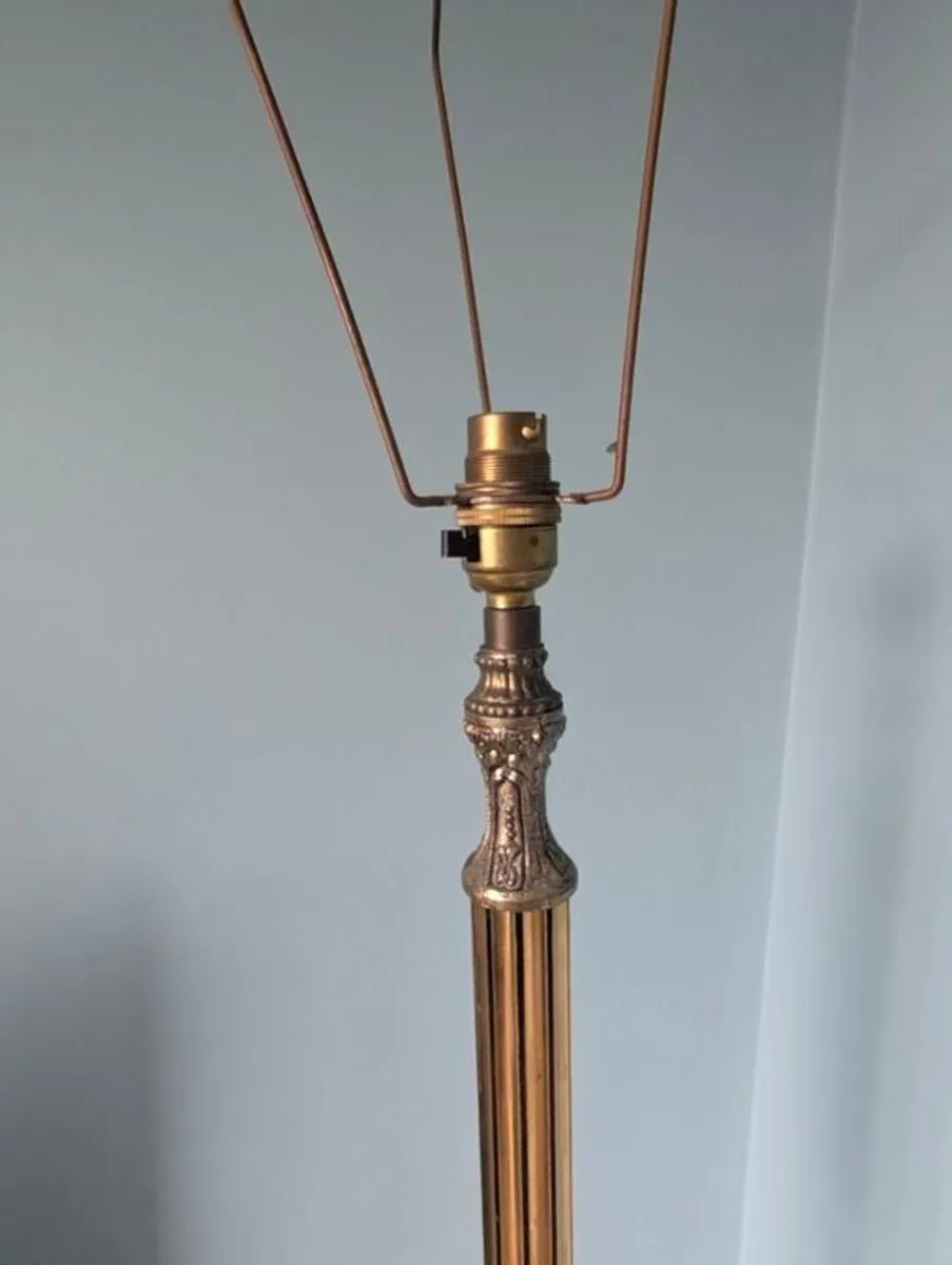Vintage Ornate Brass Floor Lamp Reeded Column & Foliate Base - Image 2
