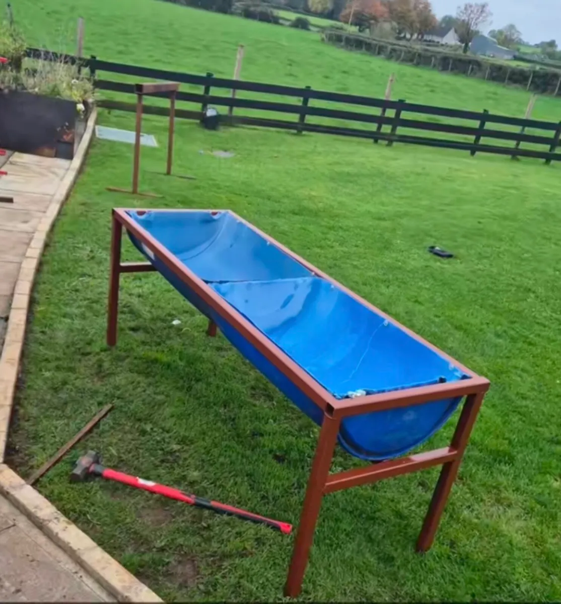 Cattle troughs, clothes lines - Image 2