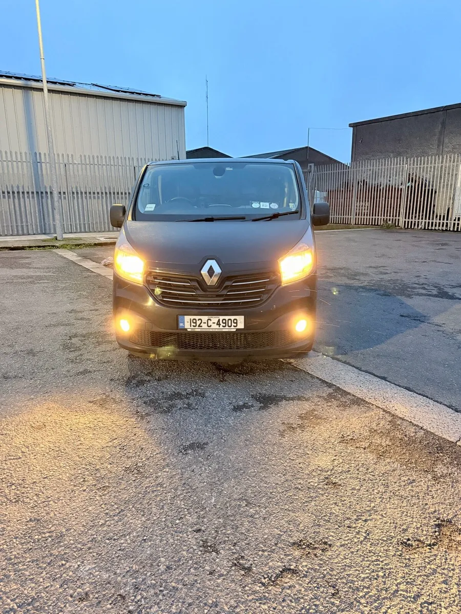 Renault traffic - Image 1