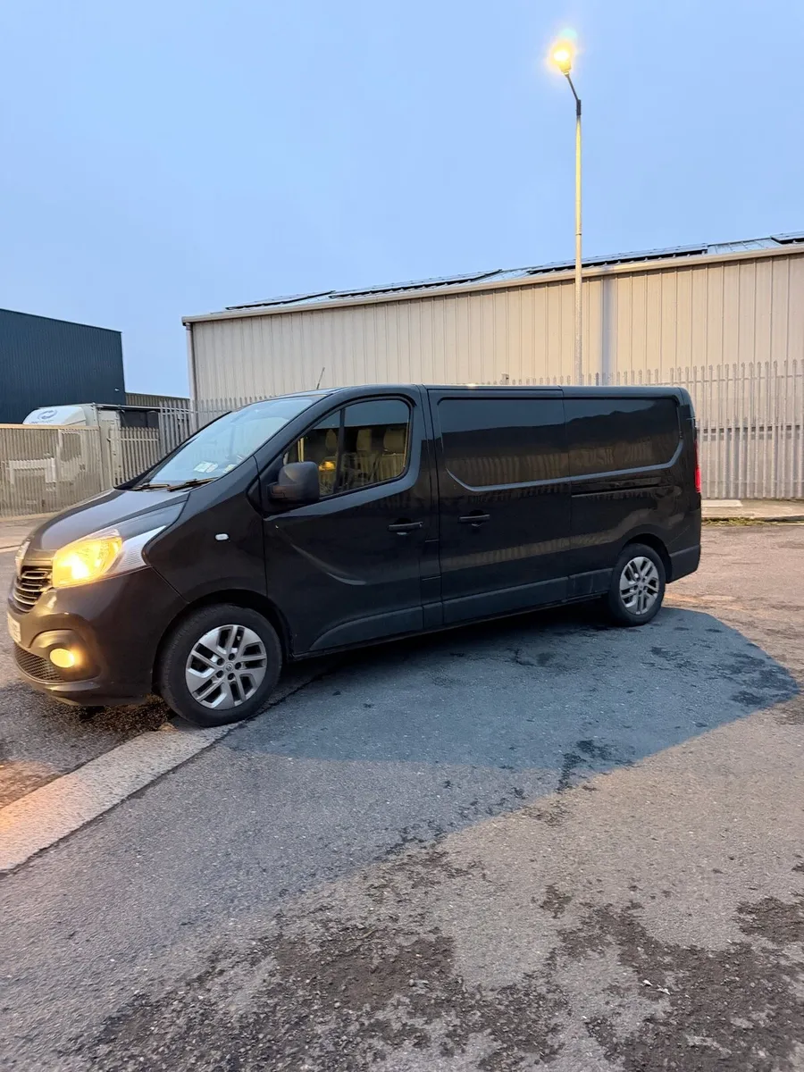 Renault traffic - Image 2