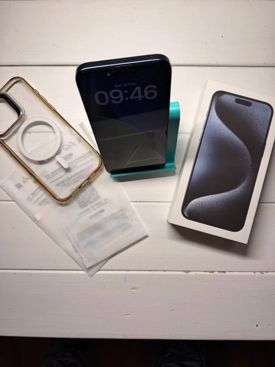 IPhone 15 pro max 256 - Image 1