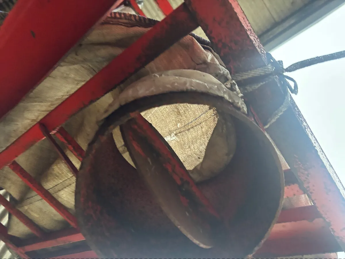 3 tonne Indoor meal bin - Image 2