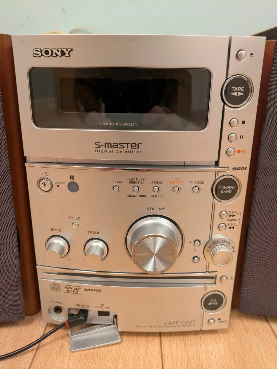 2000s hi-fi - Image 2