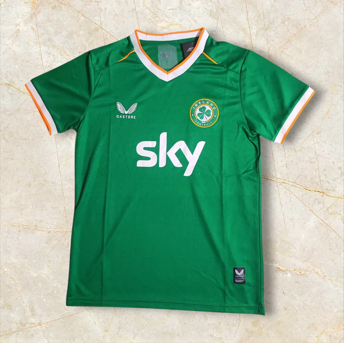 IRELAND 2026 JERSEY , SIZE : S , XL. - Image 1
