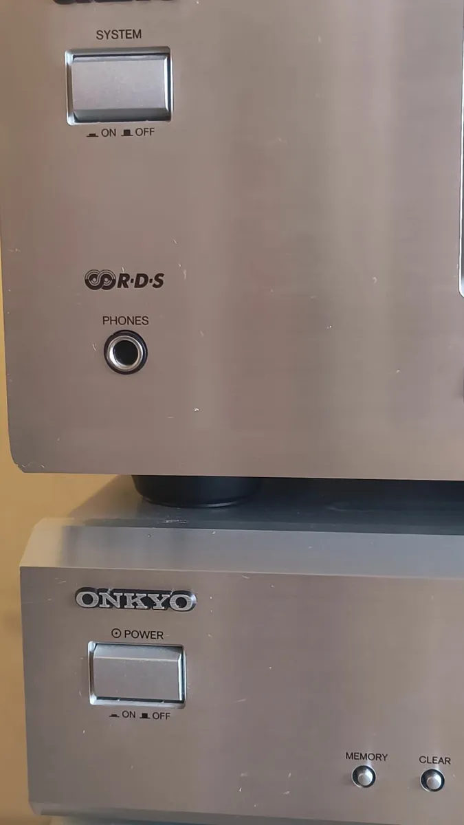 Onkyo TX-8211 amplifier. Onkyo DX-7333 CD player - Image 4