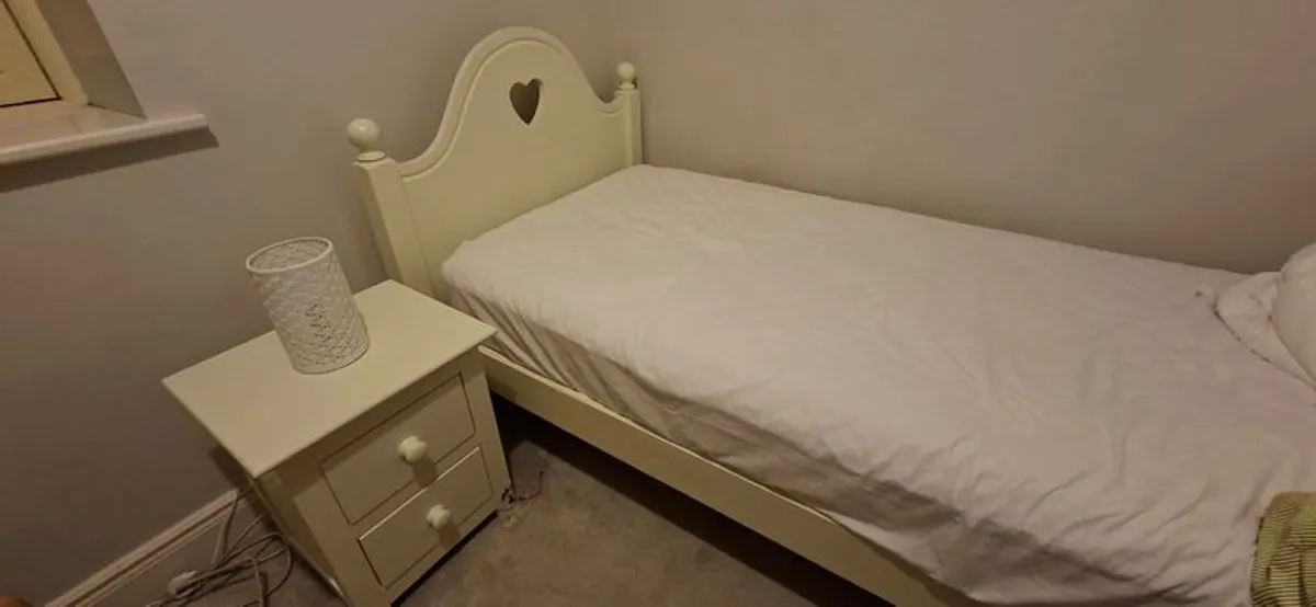 Childrens Bed - Image 2