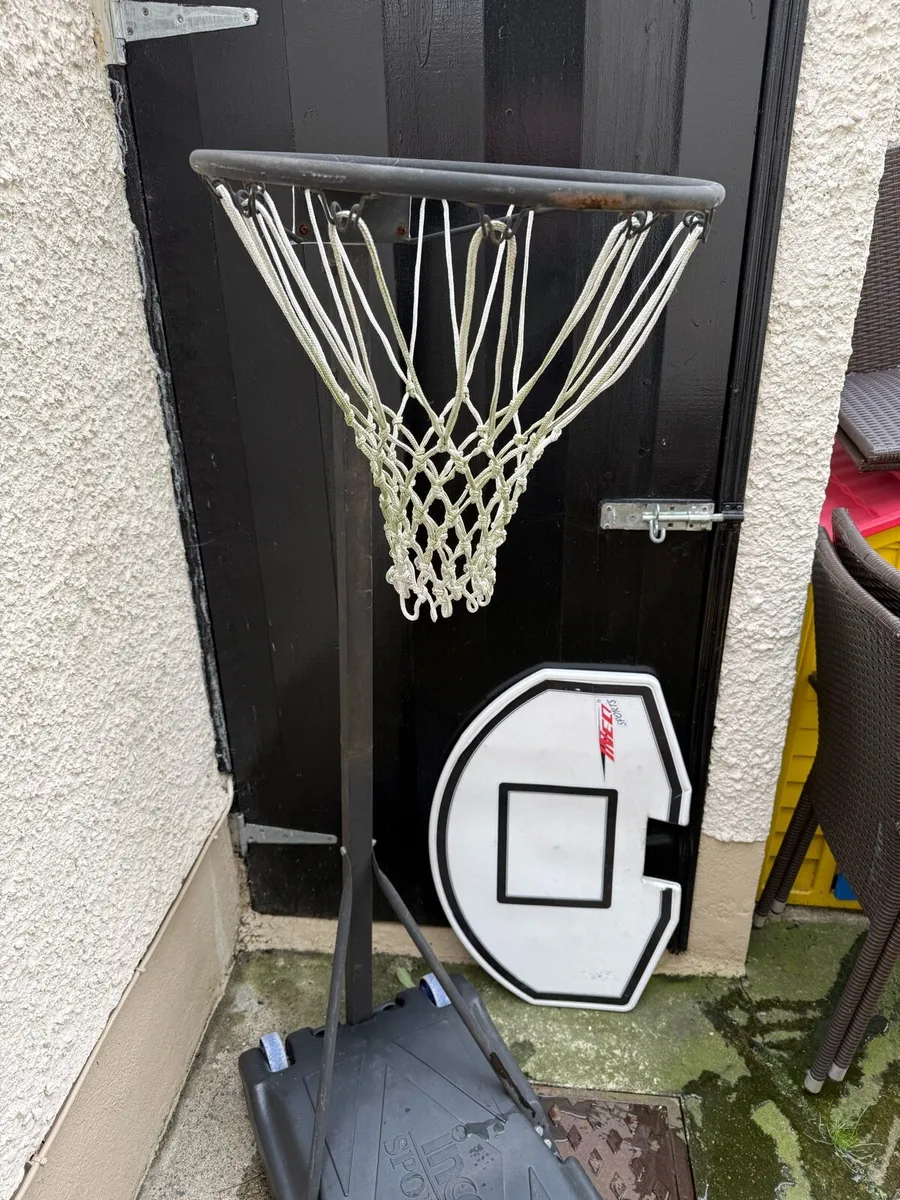 Basketball Stand - Free - Image 1