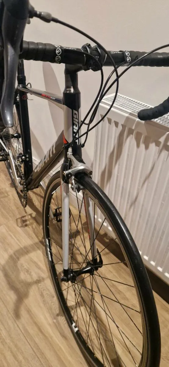 Giant defy 3 road bike ( serviced ) ( delivery ) - Image 4