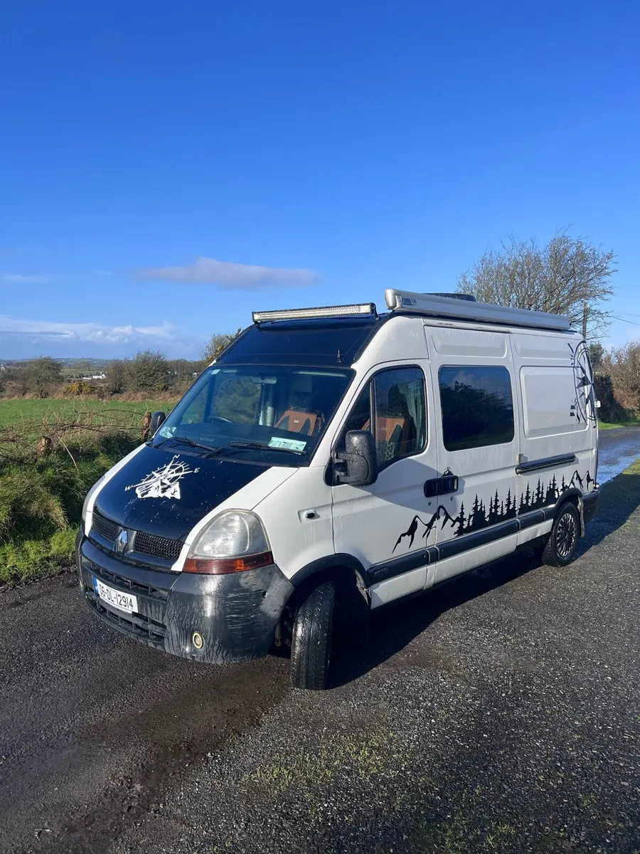 Renault Master Camper van - Image 2