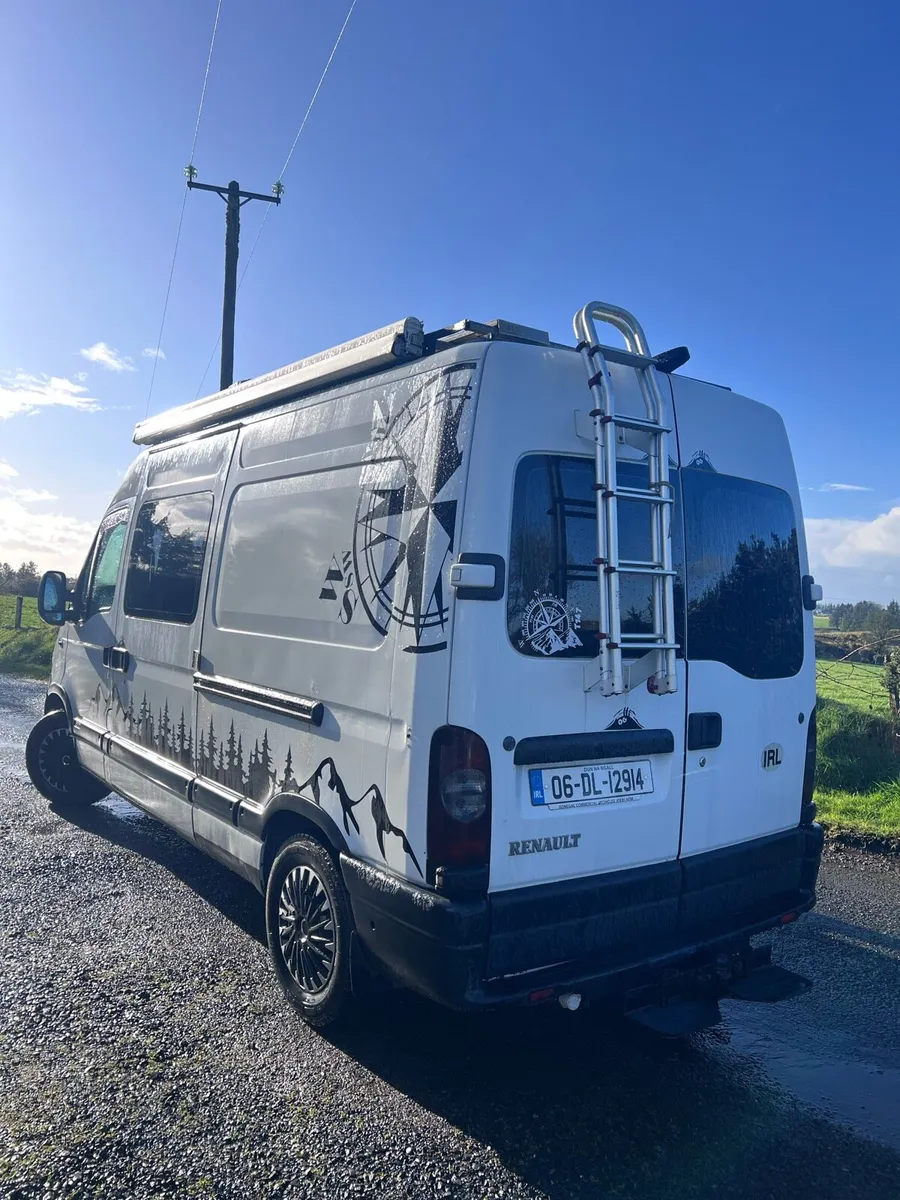 Renault Master Camper van - Image 3