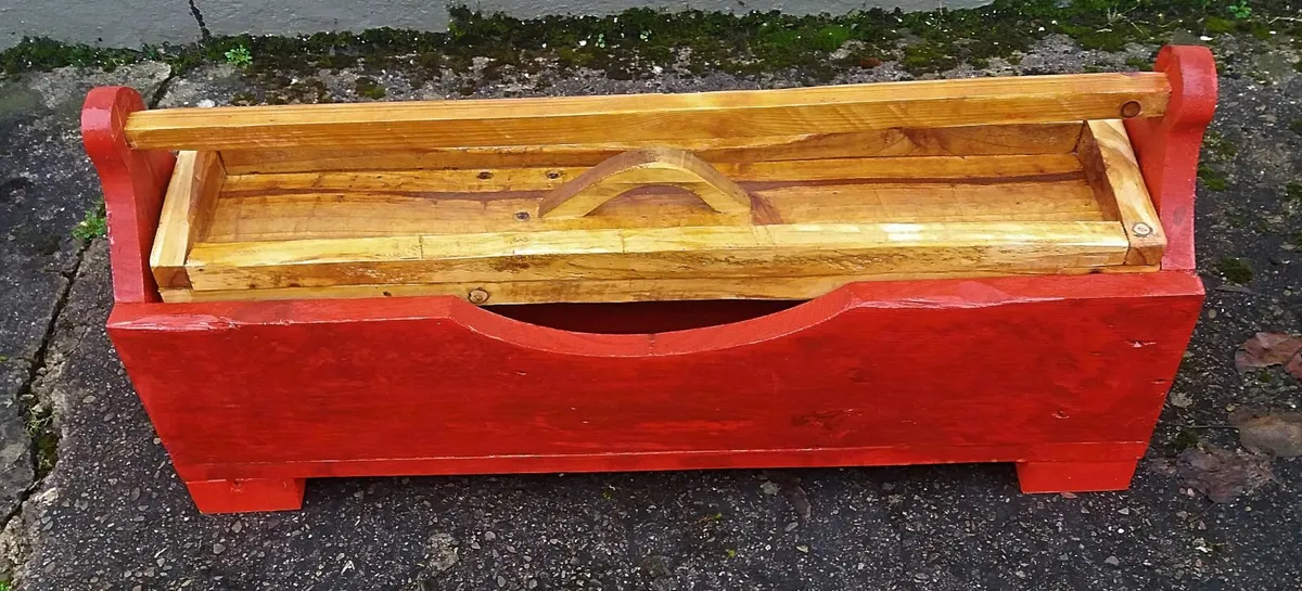 Rustic crafters box / carrier / toolbox - Image 3