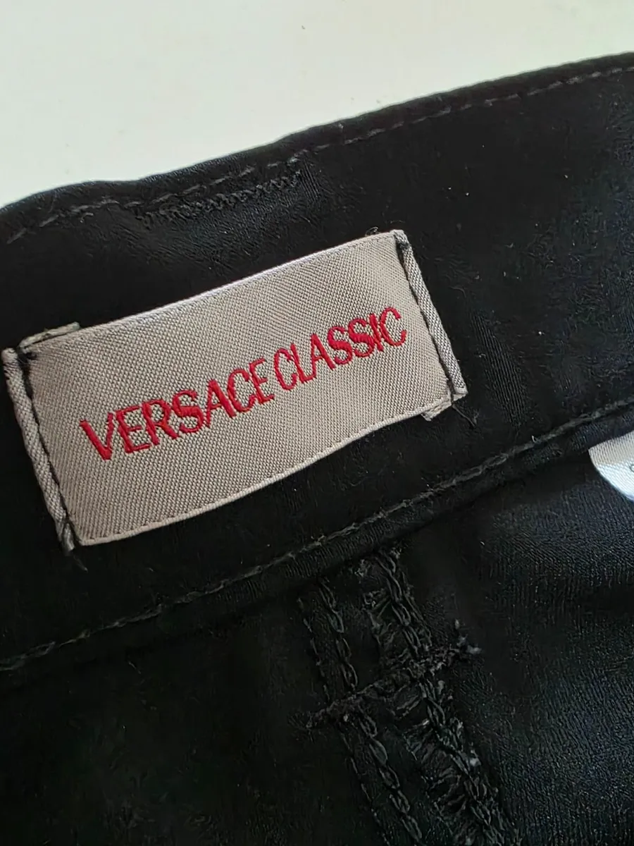 versace jeans - Image 2