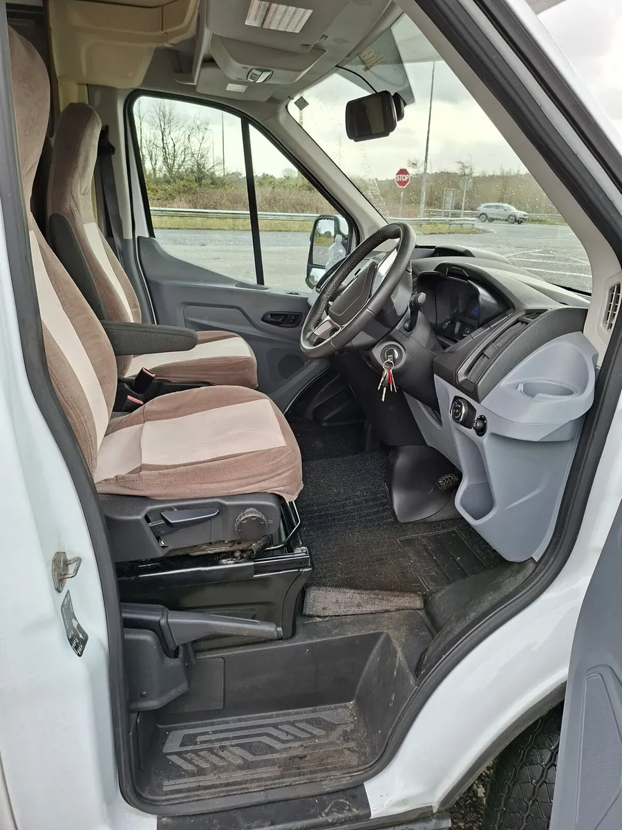 2015 Roller Team Zefro 690G - Ford transit - Image 4