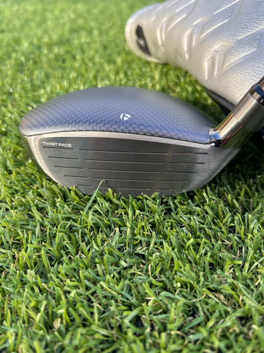 Taylormade Qi35 max 3 wood - Image 3