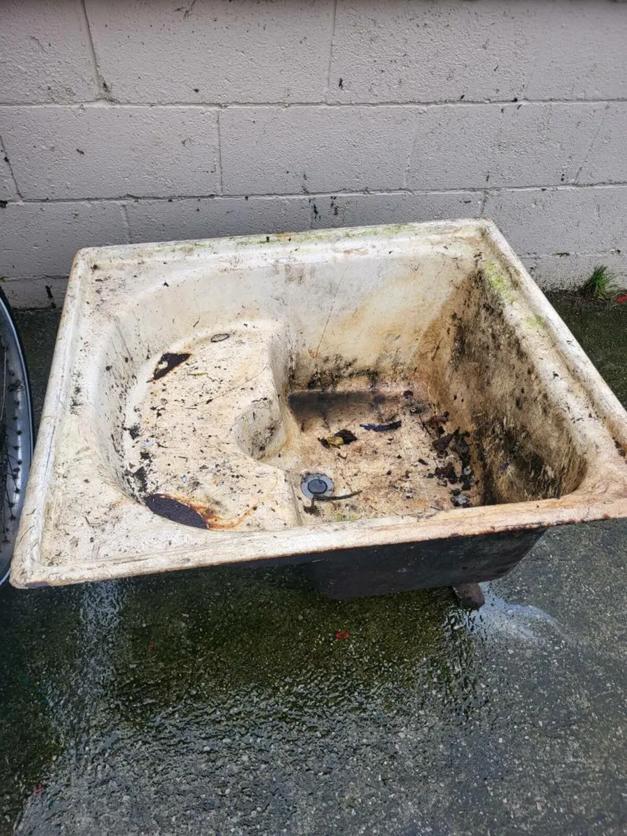 Cast Iron Bath - Image 1