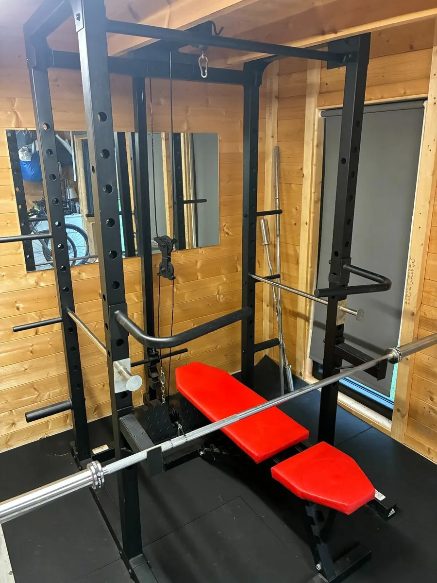Full Home Gym Rig – Bench, Olympic Bar & Weights - Image 1