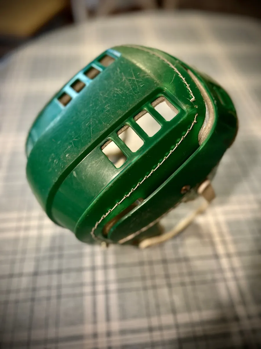 Gola hurling Helmet - Image 4