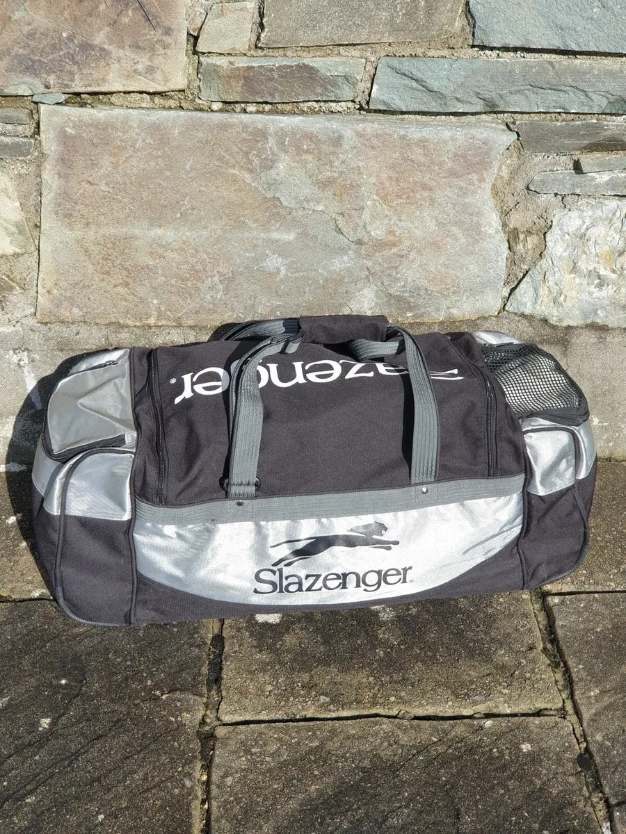 Slazenger large travel sports bag - Image 2