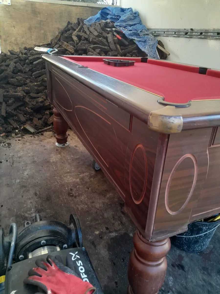 Pool table - Image 4