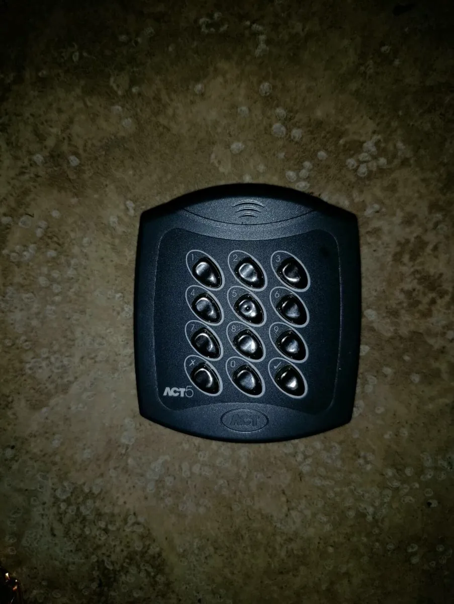 Act5 keypad - Image 1