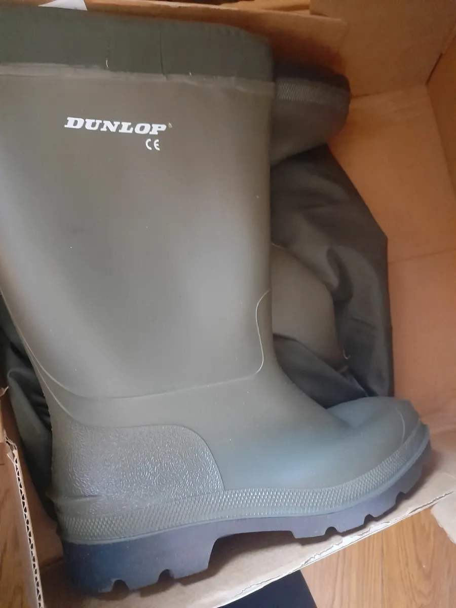 Chestwaders NEW, size 43 and 44 - Image 1