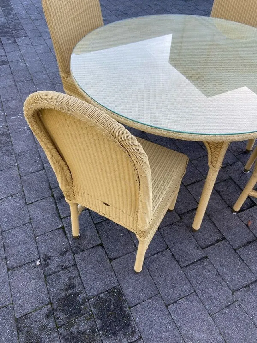 Lloyd Loom Table and Chairs - Image 4