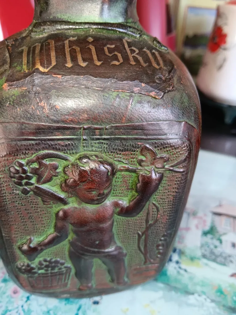 Vintage whiskey bottle - Image 3