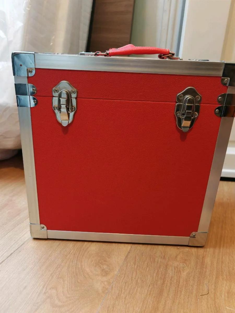 Record case - Image 1