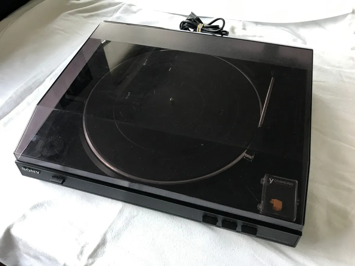 Sony Record Player - Image 2