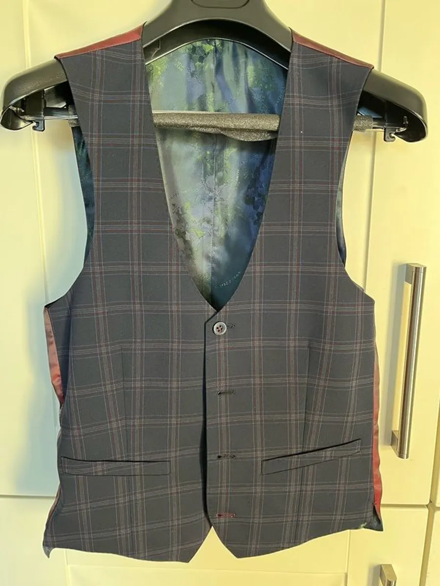 suit for young adult - Image 3