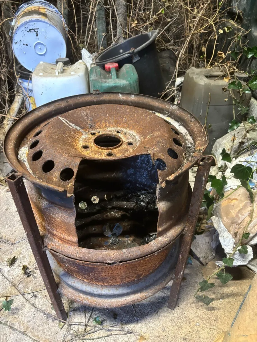 Fire pit - House Clearout - Image 2