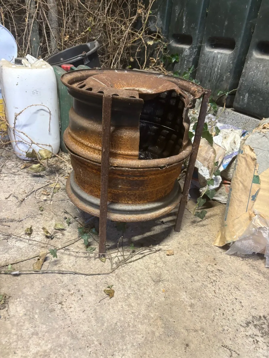 Fire pit - House Clearout - Image 1