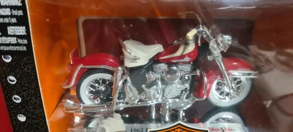 Harley Davidson motorcycle models x 15 - Image 4